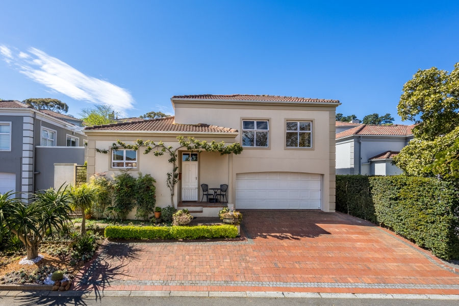 4 Bedroom Property for Sale in Van Riebeeckshof Western Cape